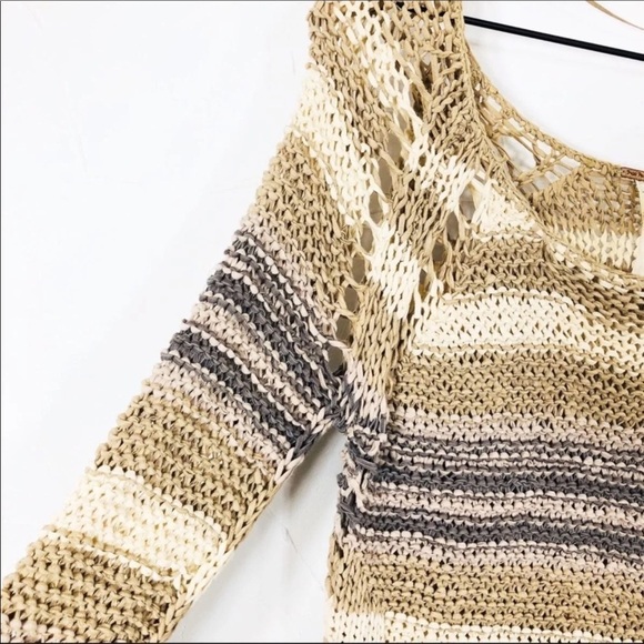 Free People🔥SALE🔥tan, cream and taupe stripe sweater Sm - Picture 9 of 10